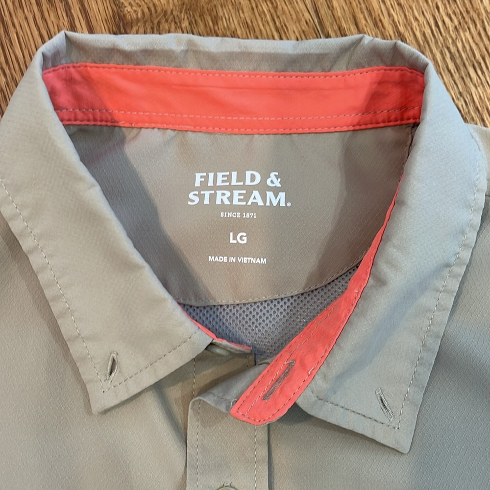 Men’s Field & Stream Short Sleeve Button Down/Button Up Shirt. Size Large. - Picture 7 of 11